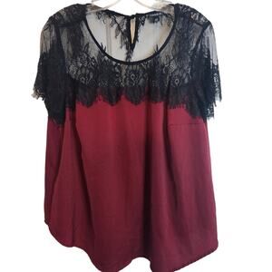 Torrid Lace Detail Burgundy Blouse, Size Torrid 00, Medium